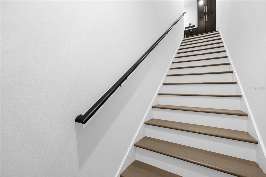 Photo of 1812 Westmoreland Dr, Orlando, FL 32804 (MLS # O6403061)