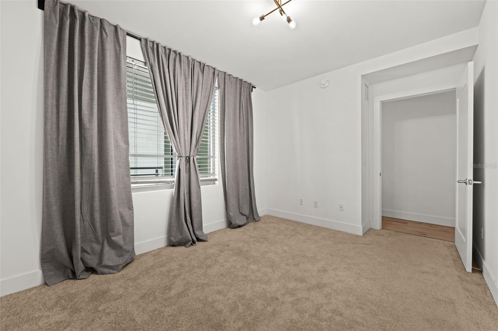 THE STRAND OF SARASOTA - Residential