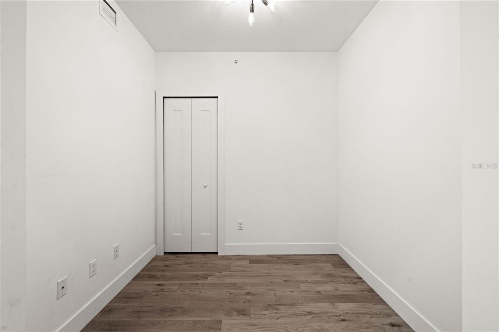 THE STRAND OF SARASOTA - Residential