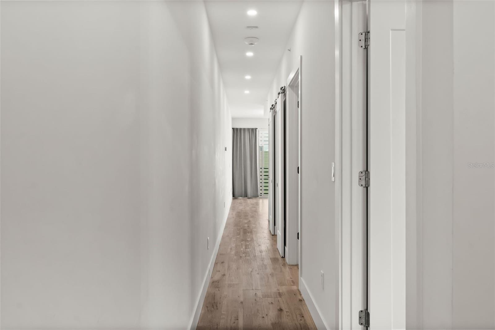 THE STRAND OF SARASOTA - Residential