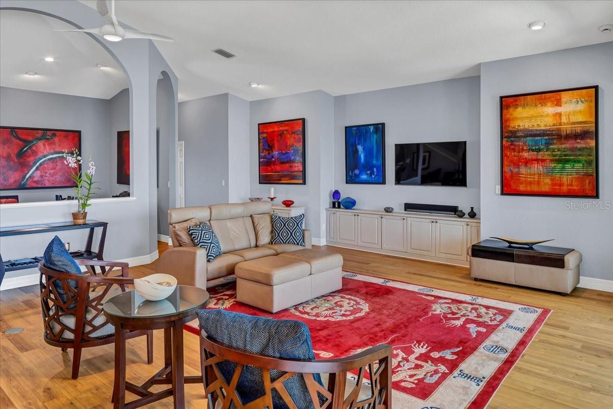 SOUTH DAVISTA FIRST ADD - Residential