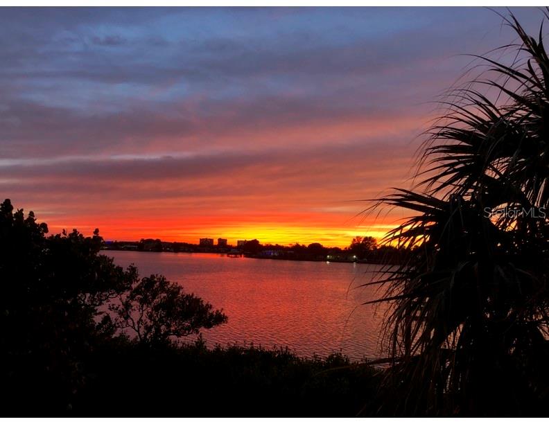 SOUTH DAVISTA FIRST ADD - Residential