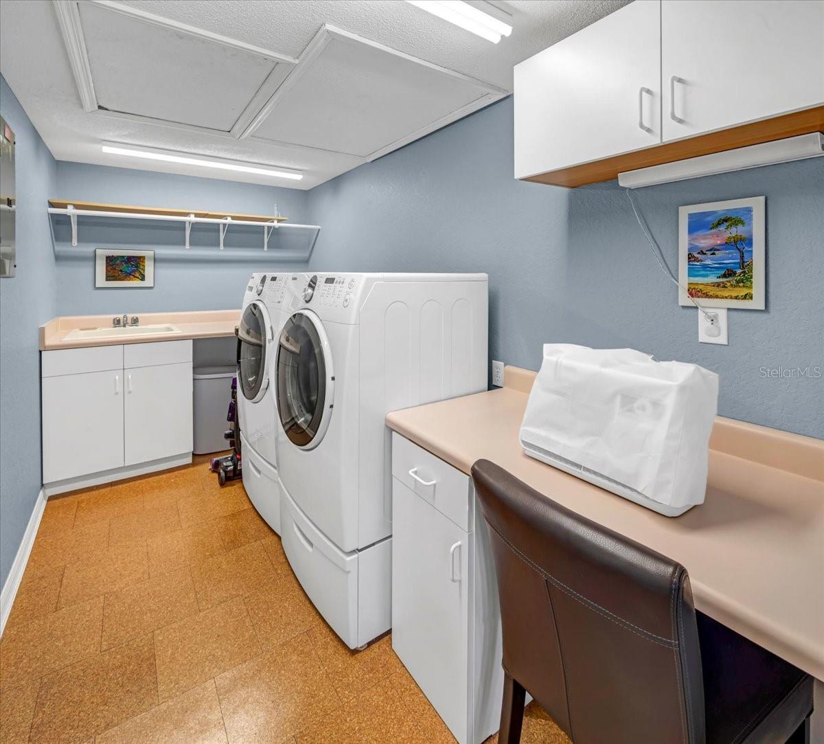 SOUTH DAVISTA FIRST ADD - Residential