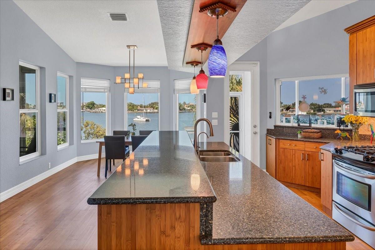 SOUTH DAVISTA FIRST ADD - Residential