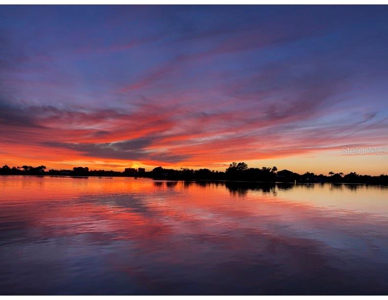 SOUTH DAVISTA FIRST ADD - Residential