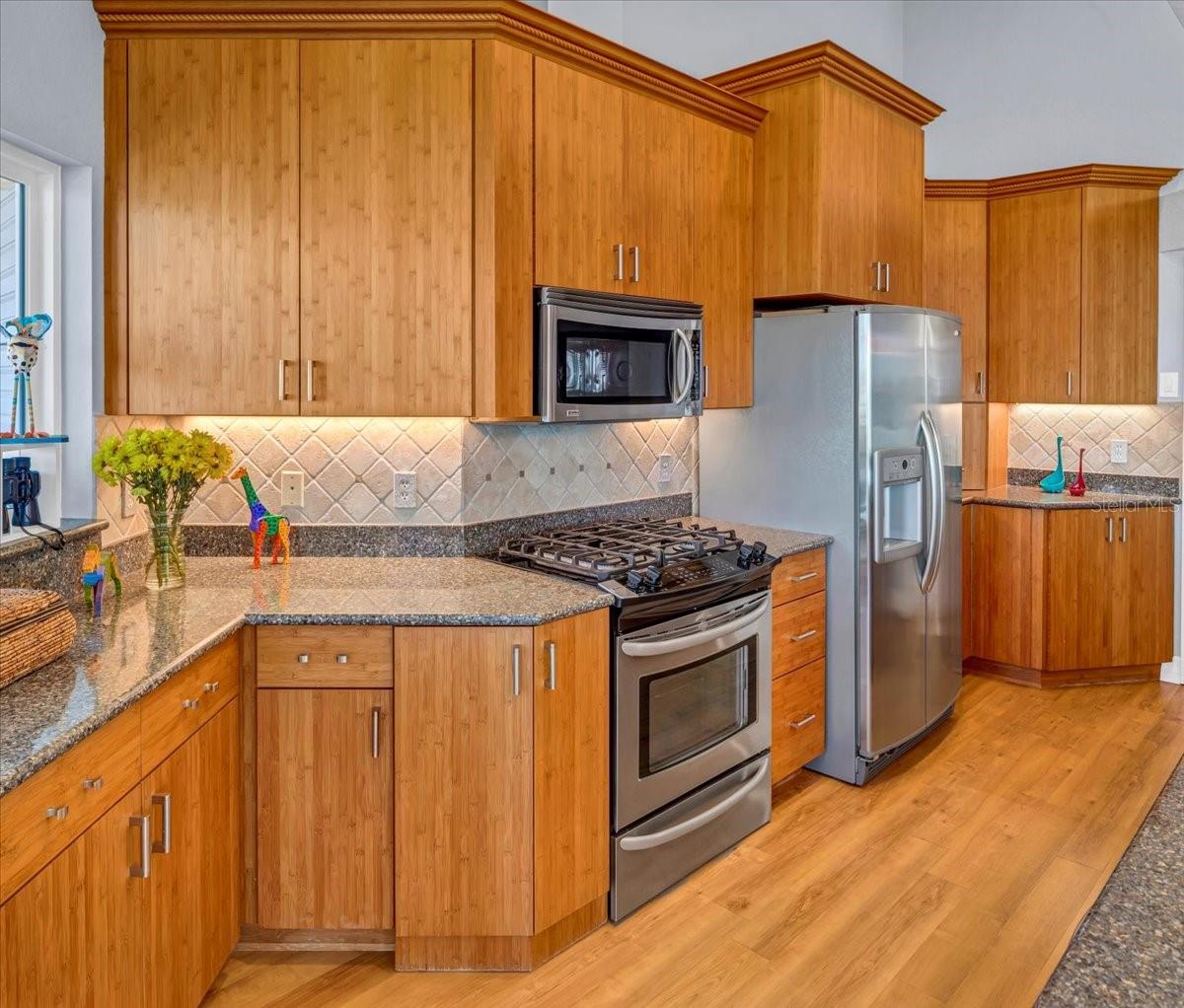 SOUTH DAVISTA FIRST ADD - Residential