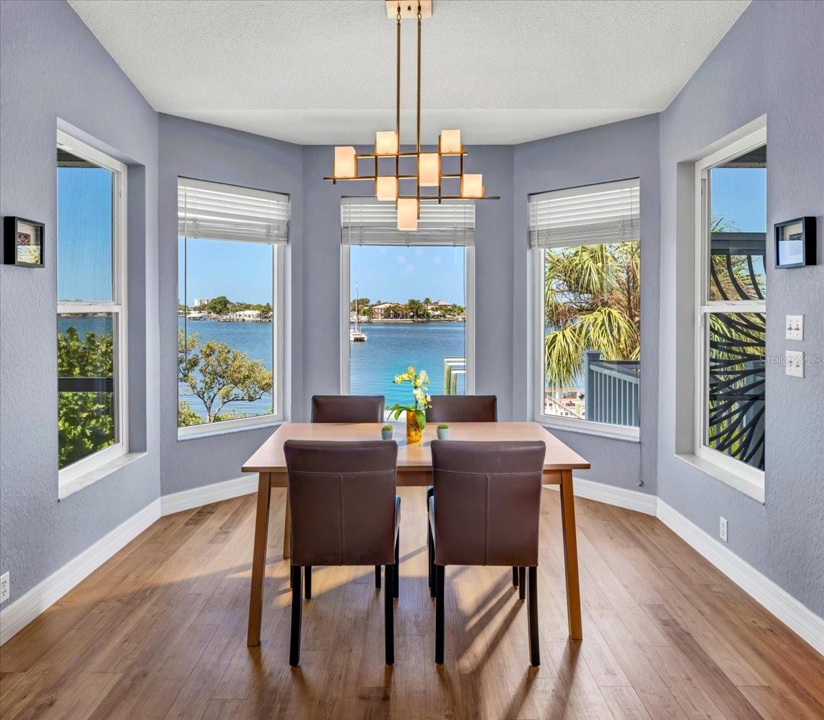 SOUTH DAVISTA FIRST ADD - Residential