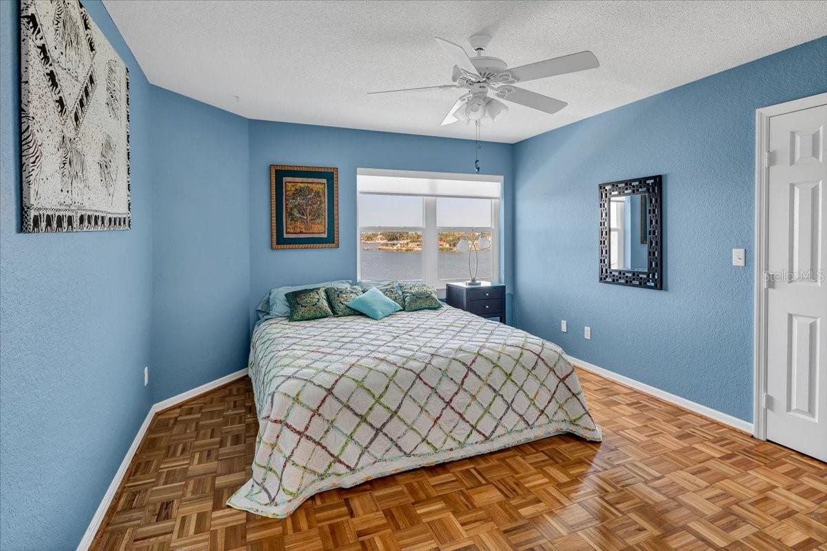 SOUTH DAVISTA FIRST ADD - Residential