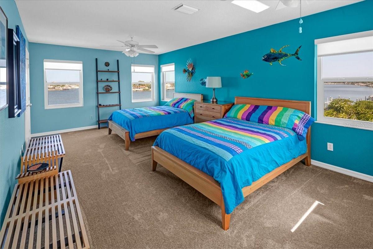 SOUTH DAVISTA FIRST ADD - Residential