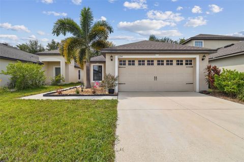 A home in LAKELAND