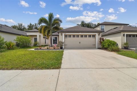 A home in LAKELAND