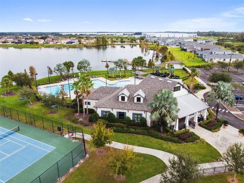 A home in LAKELAND