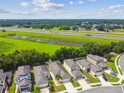 A home in LAKELAND