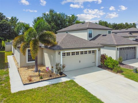 A home in LAKELAND