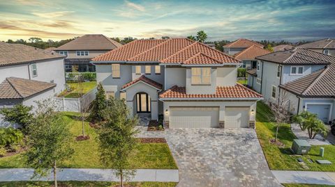 A home in WESLEY CHAPEL