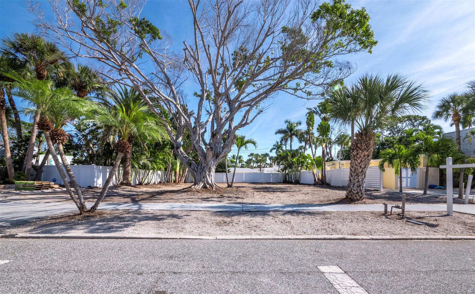 SAINT ARMANDS DIV JOHN RINGLING ESTATES - Land