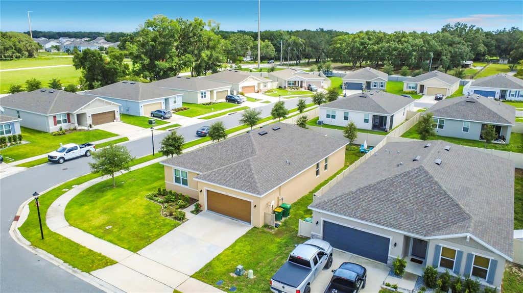 Photo of 3947 Mayhill Loop, Eustis, FL 32736 (MLS # O6434515)