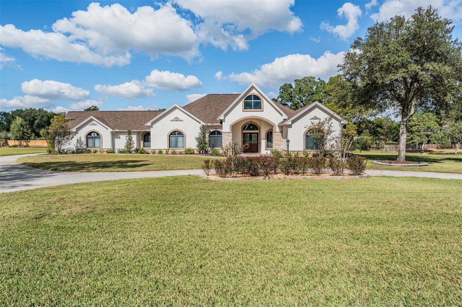 GREEN MEADOW - Residential