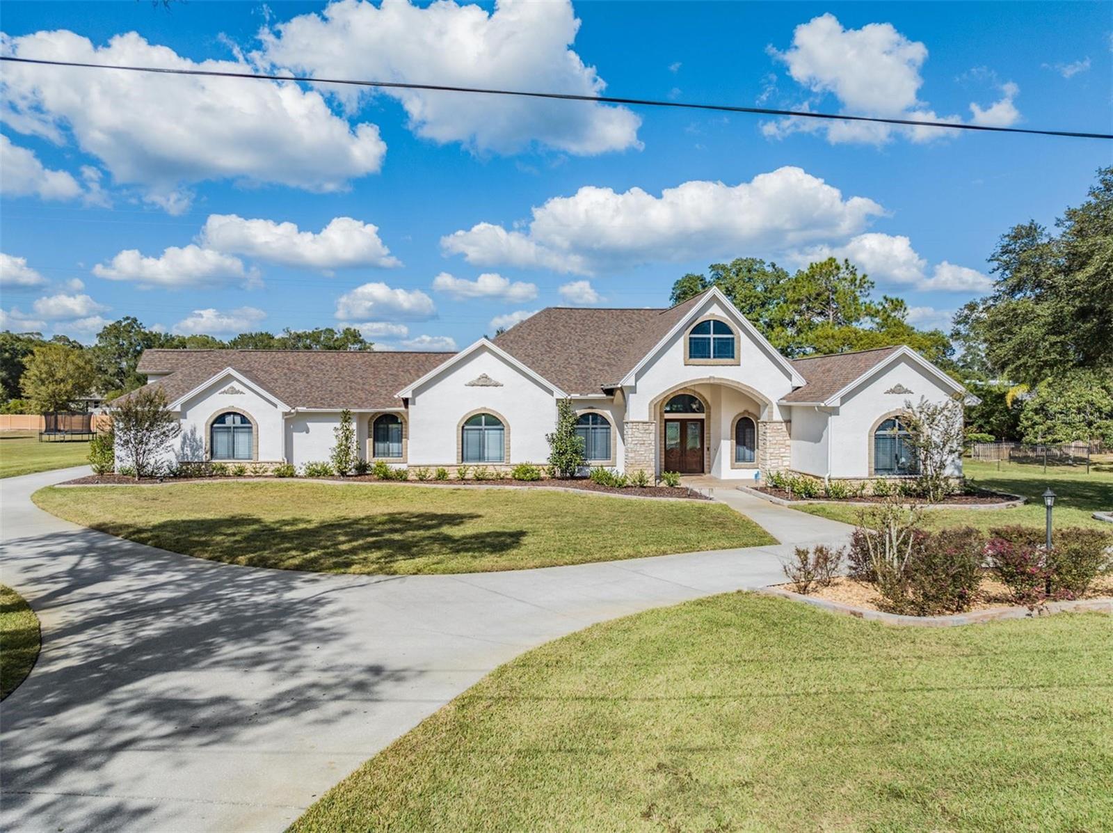 GREEN MEADOW - Residential