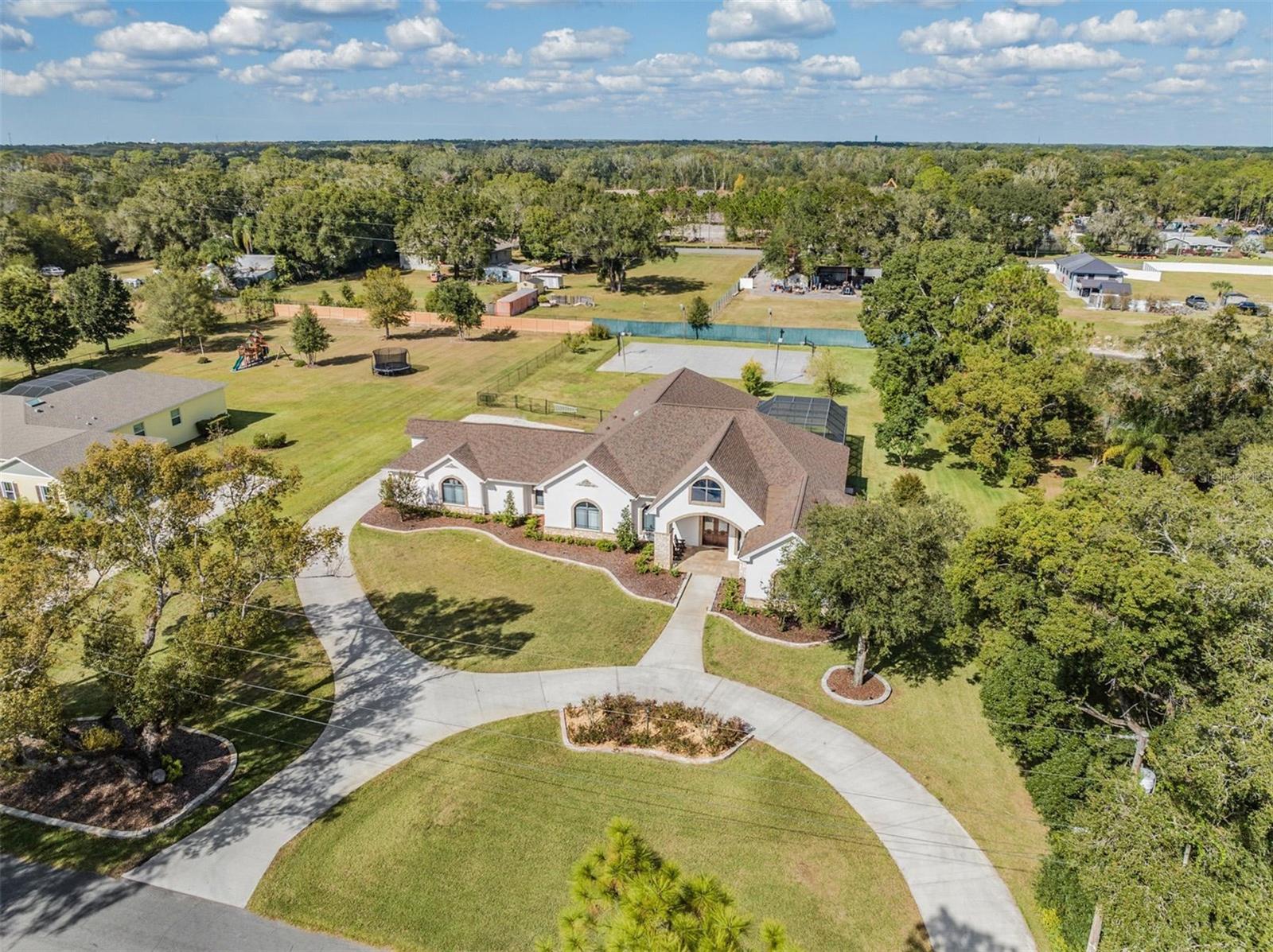 GREEN MEADOW - Residential