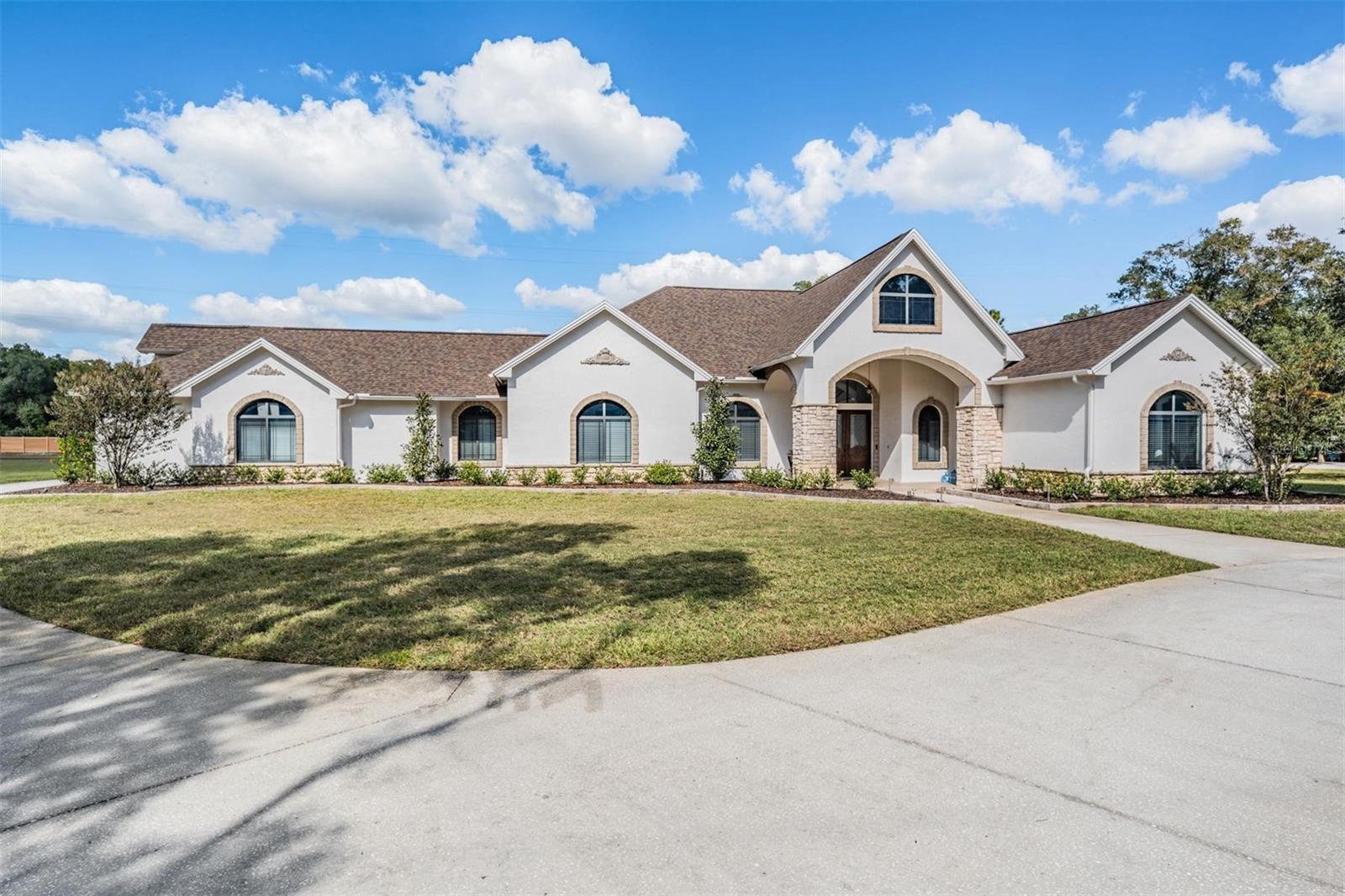 GREEN MEADOW - Residential