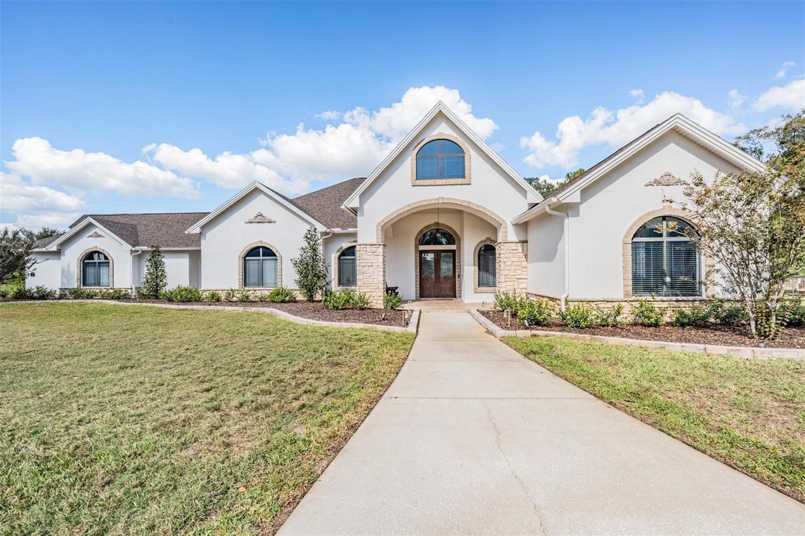 GREEN MEADOW - Residential