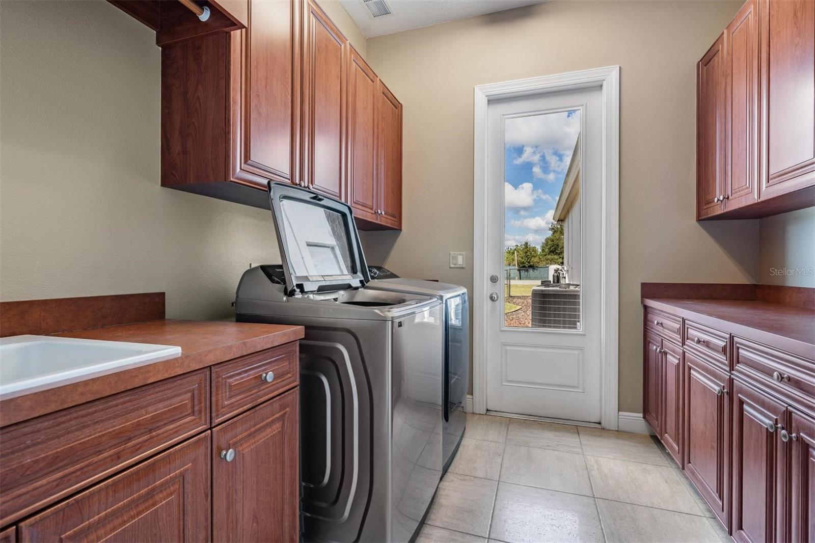 GREEN MEADOW - Residential