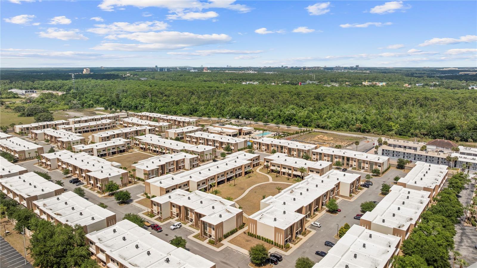 MAGIC VILLAGE - Residential