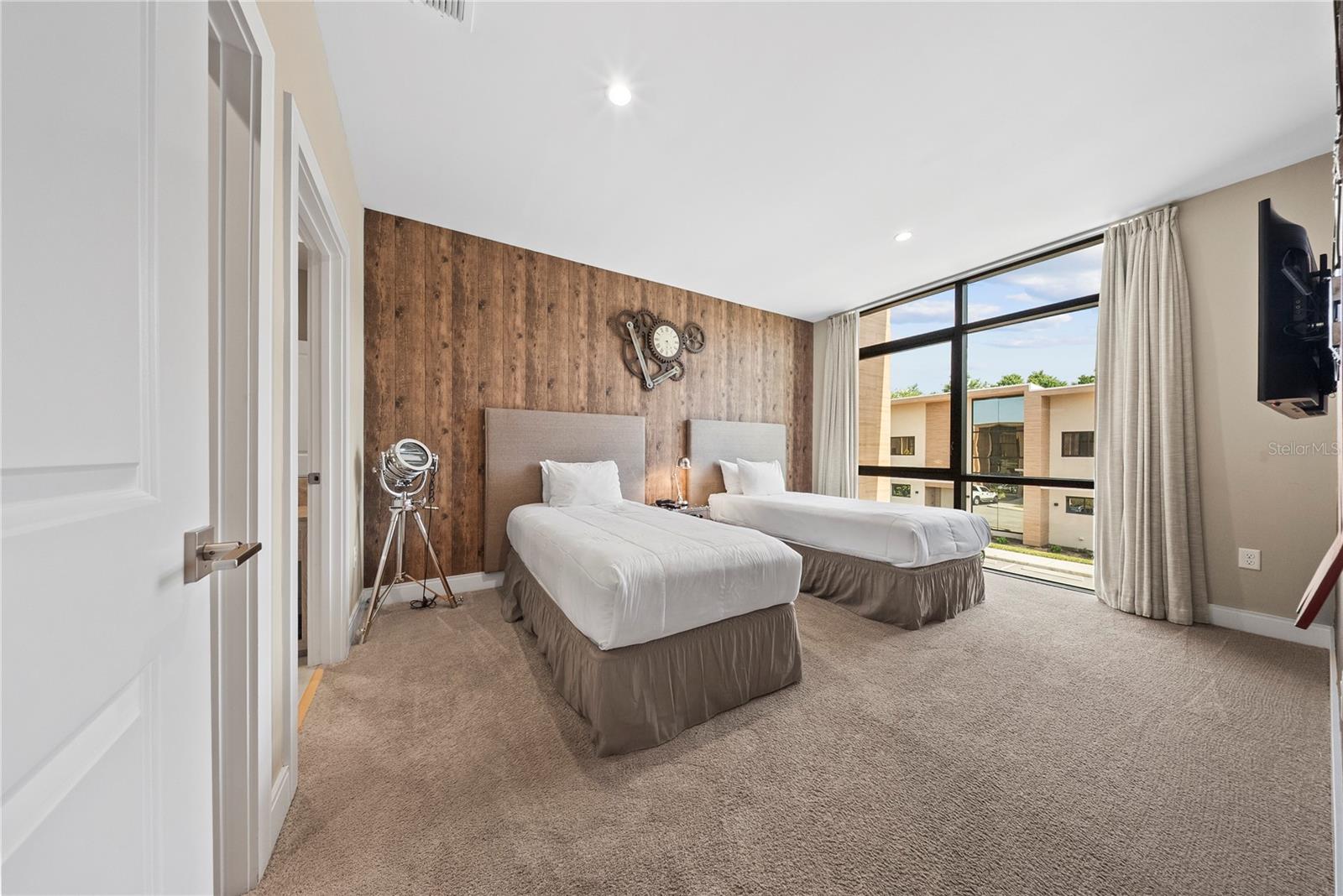 MAGIC VILLAGE - Residential