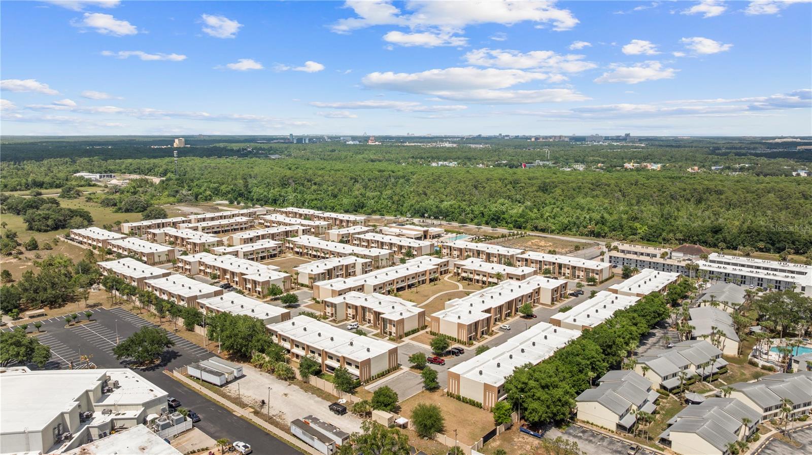 MAGIC VILLAGE - Residential