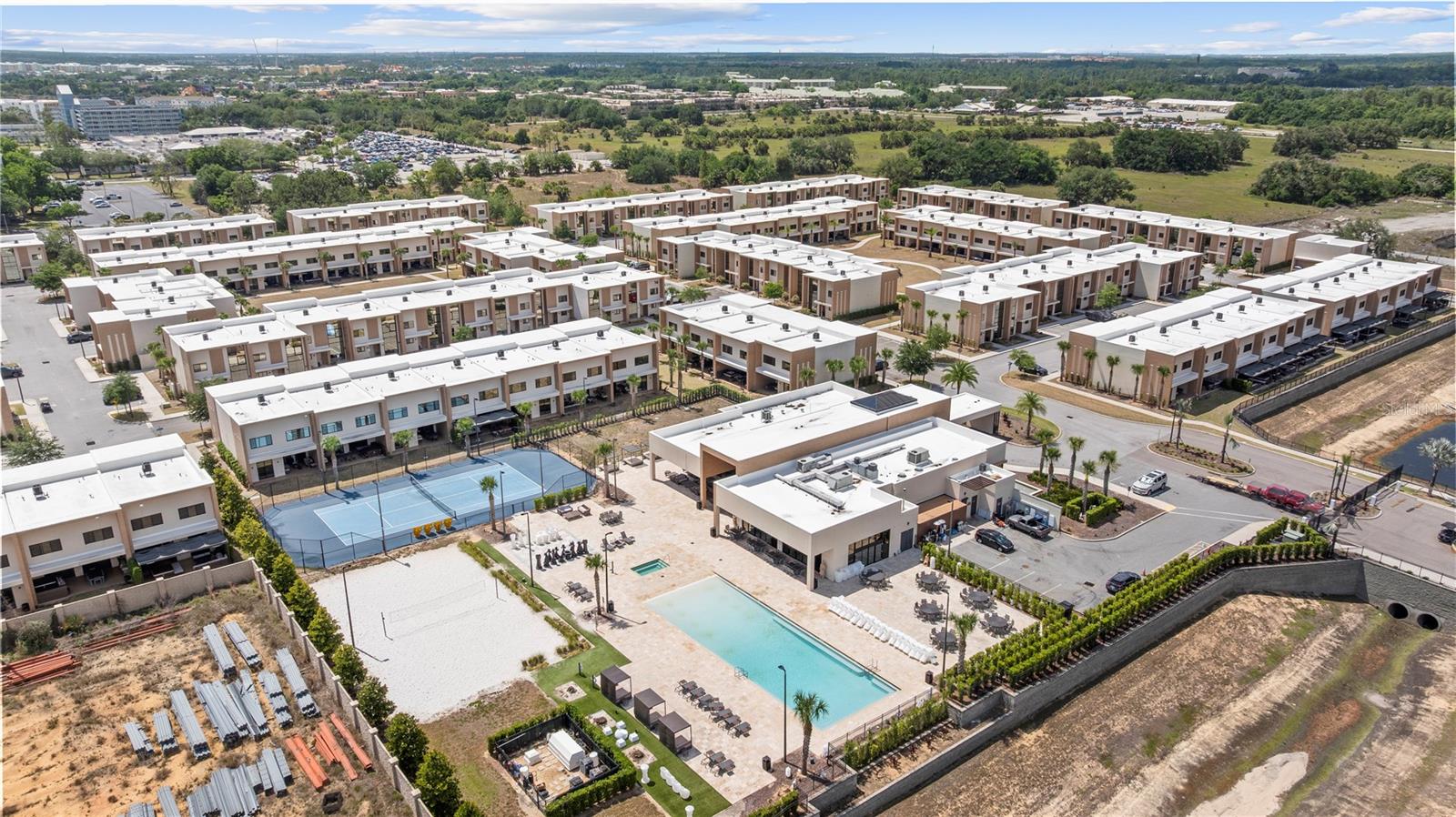 MAGIC VILLAGE - Residential