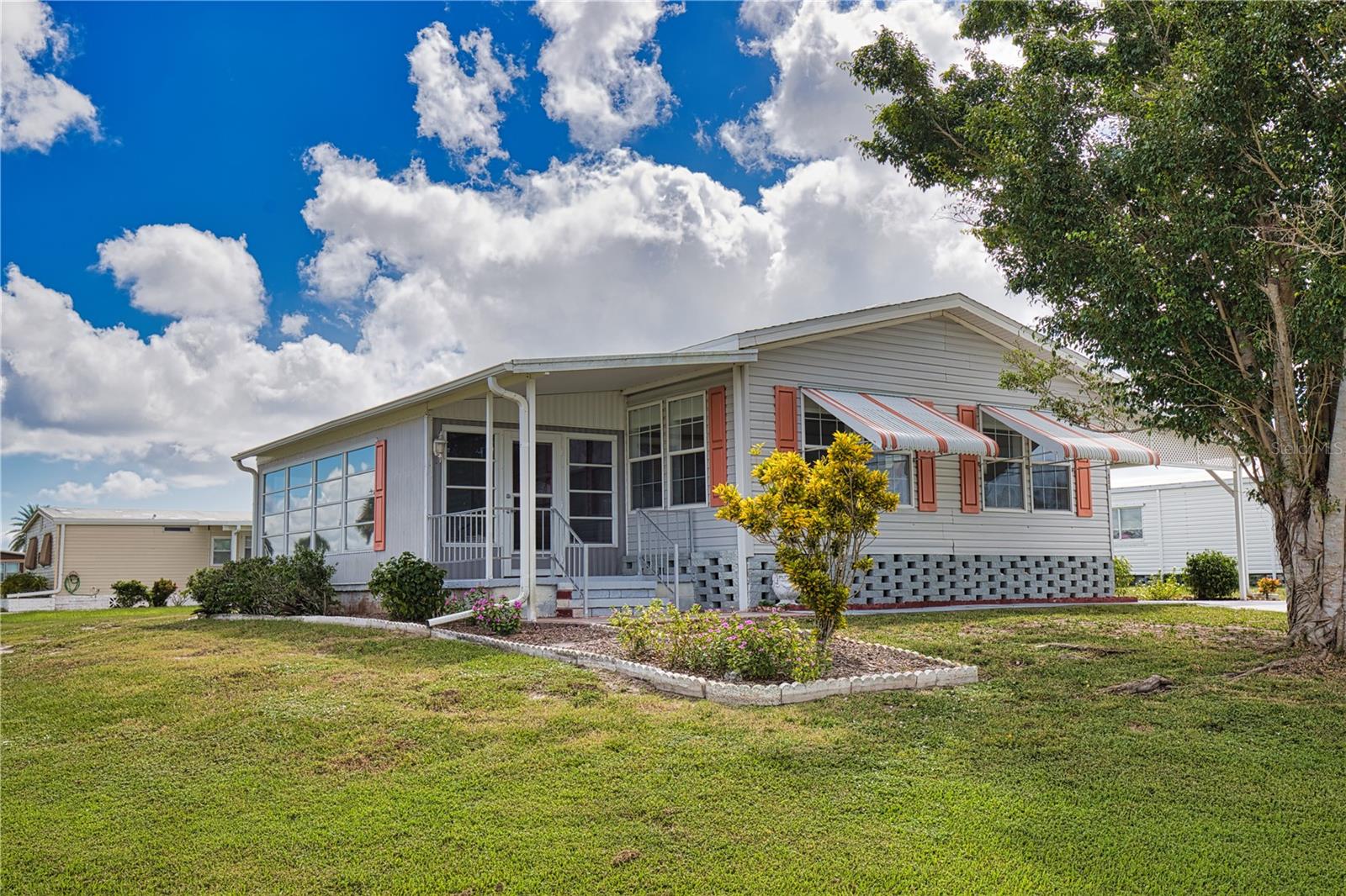 HOL MOB ESTATES 3RD ADD - Residential