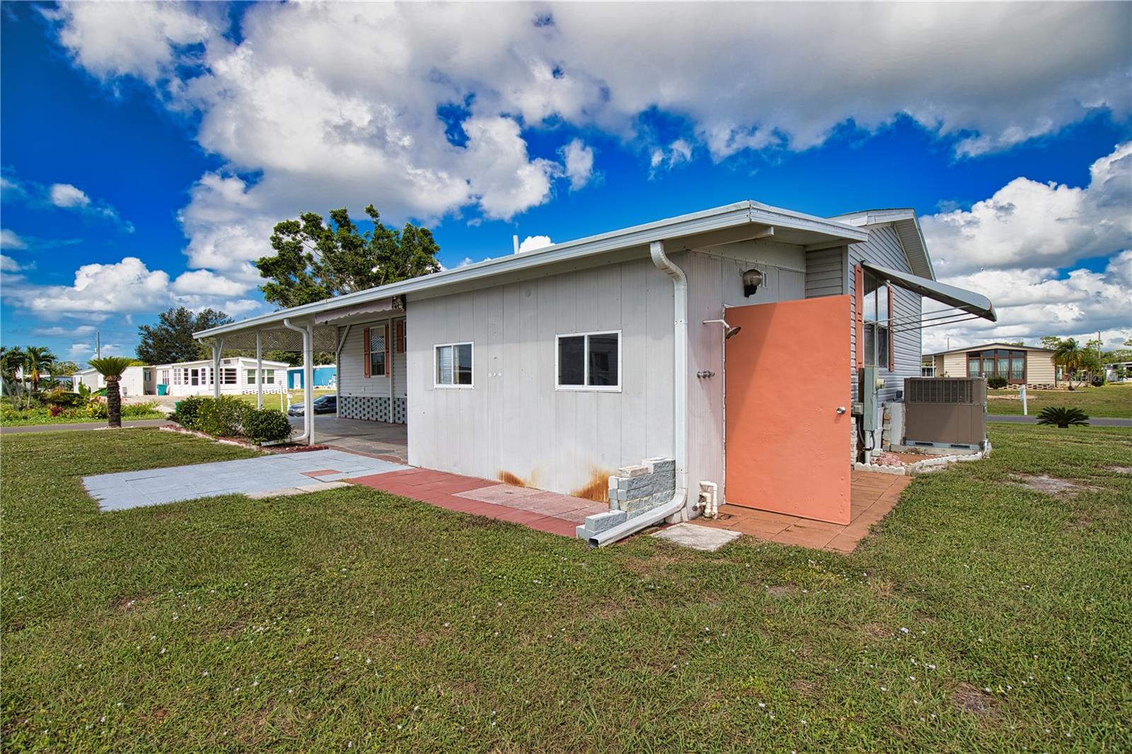 HOL MOB ESTATES 3RD ADD - Residential