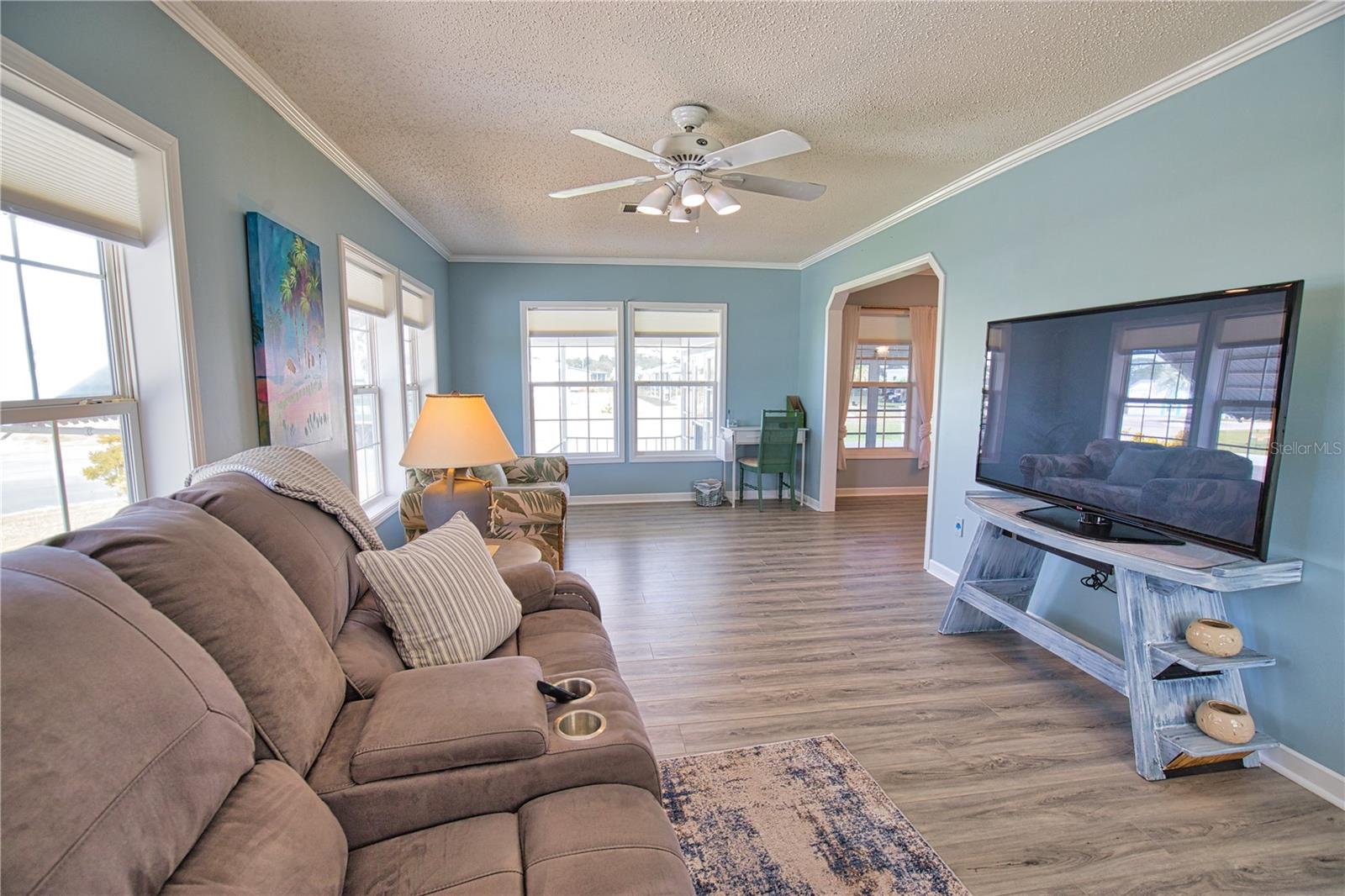 HOL MOB ESTATES 3RD ADD - Residential