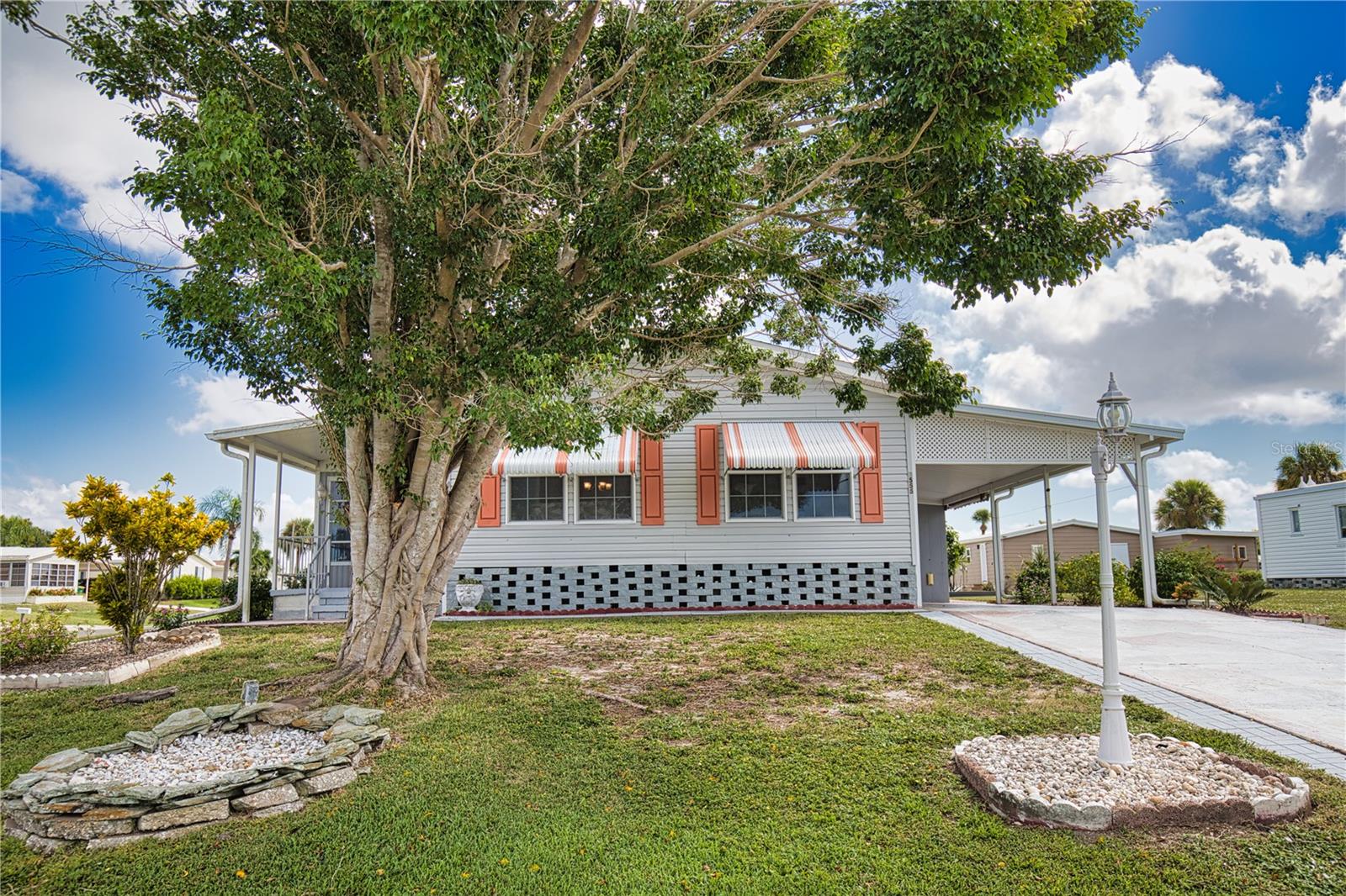 HOL MOB ESTATES 3RD ADD - Residential