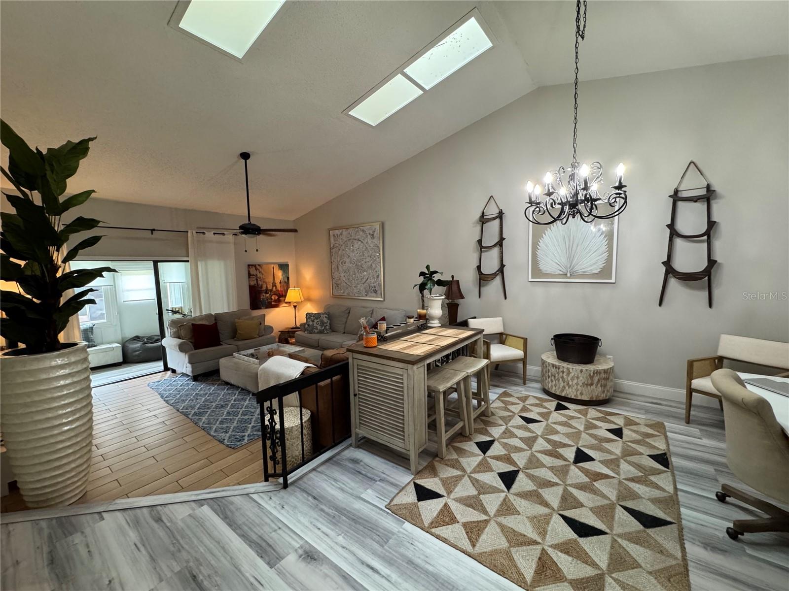 2458 GRAND TETON CIRCLE 2458