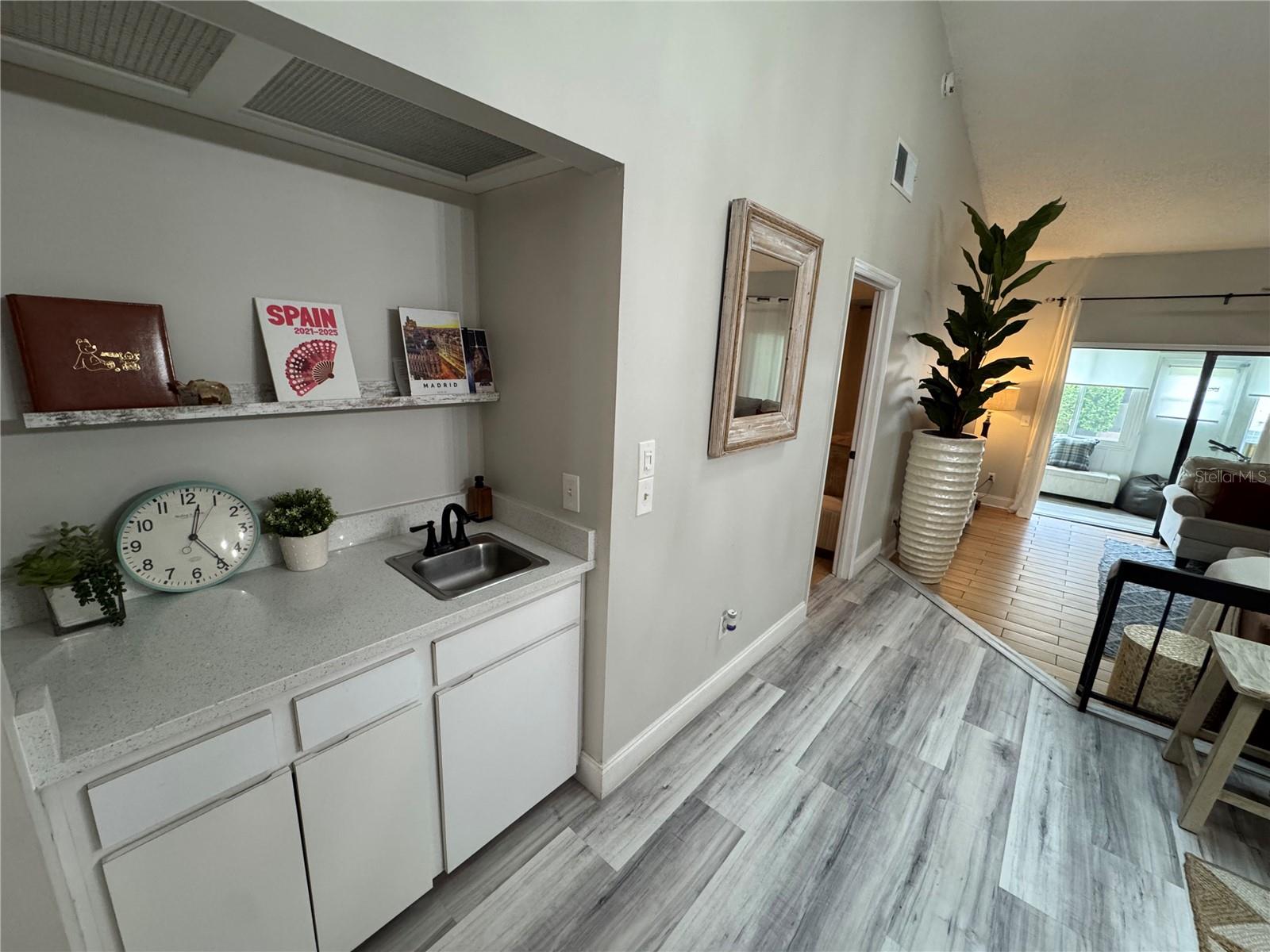 2458 GRAND TETON CIRCLE 2458