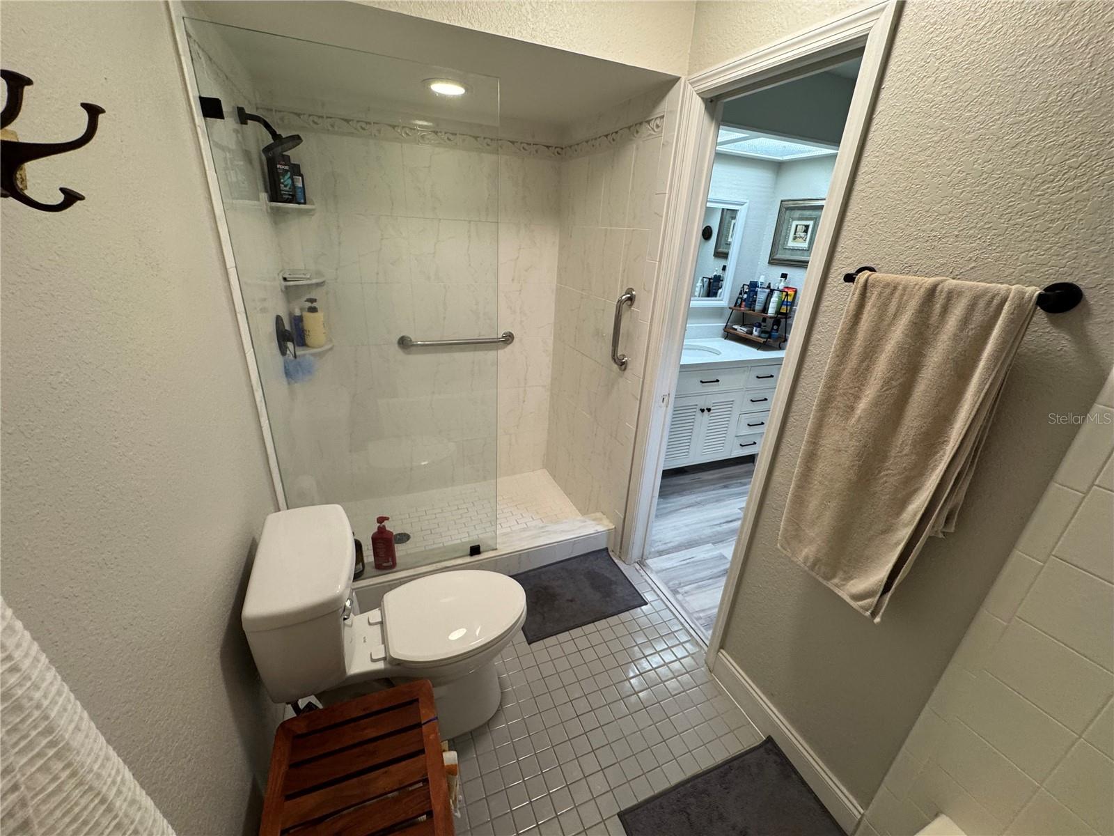 CEDARWOOD VILLAGE 1 - Residential