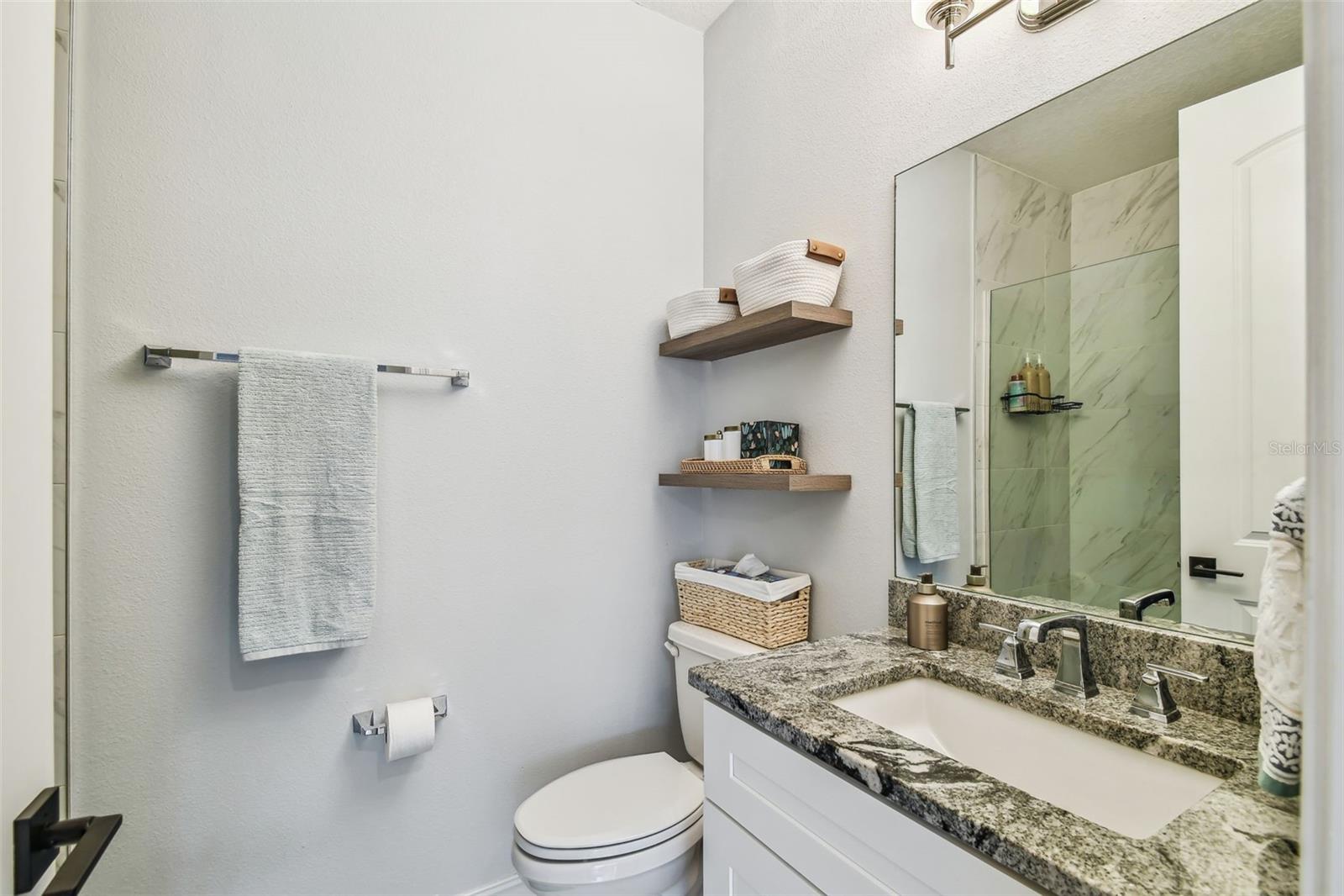 MACDILL TWNHMS - Residential