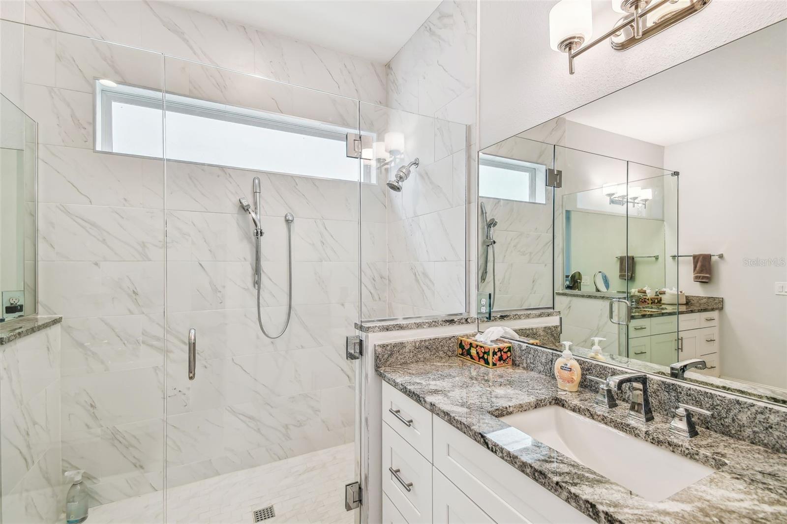 MACDILL TWNHMS - Residential