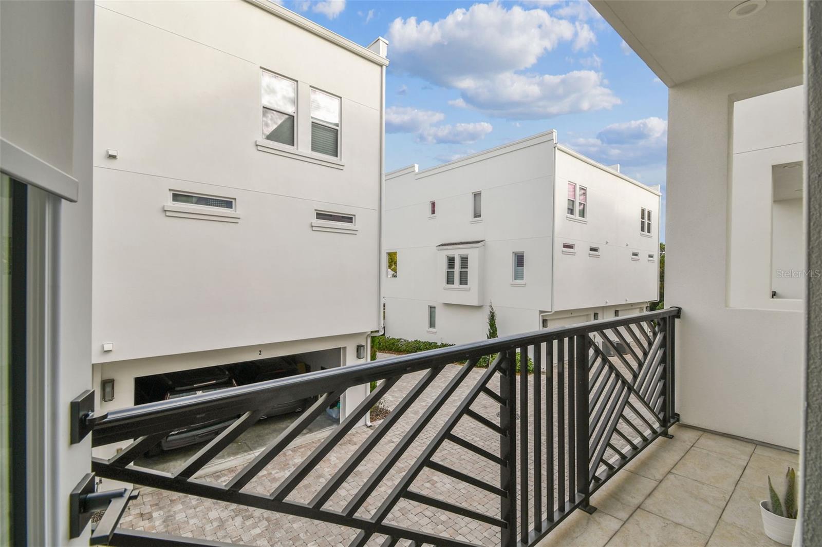 MACDILL TWNHMS - Residential