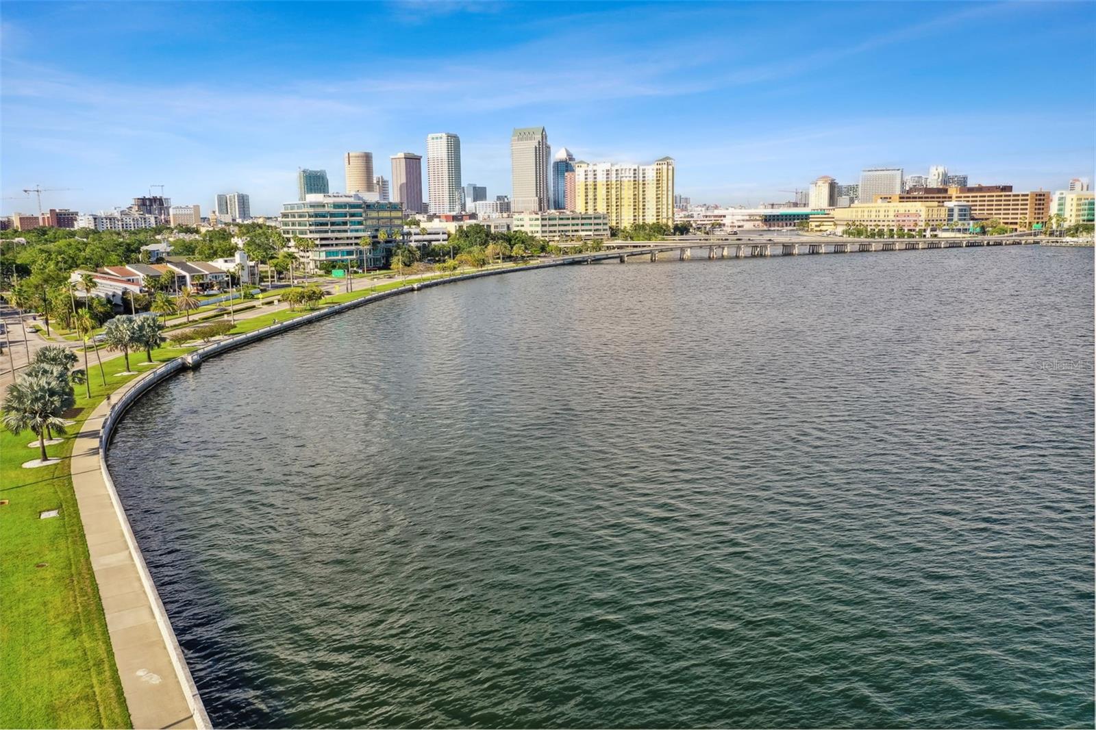 MACDILL TWNHMS - Residential