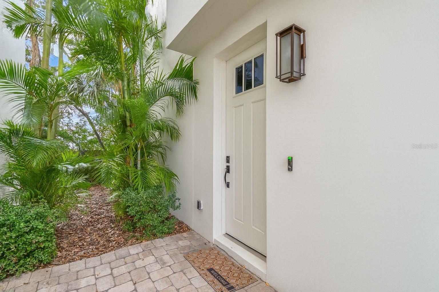 MACDILL TWNHMS - Residential