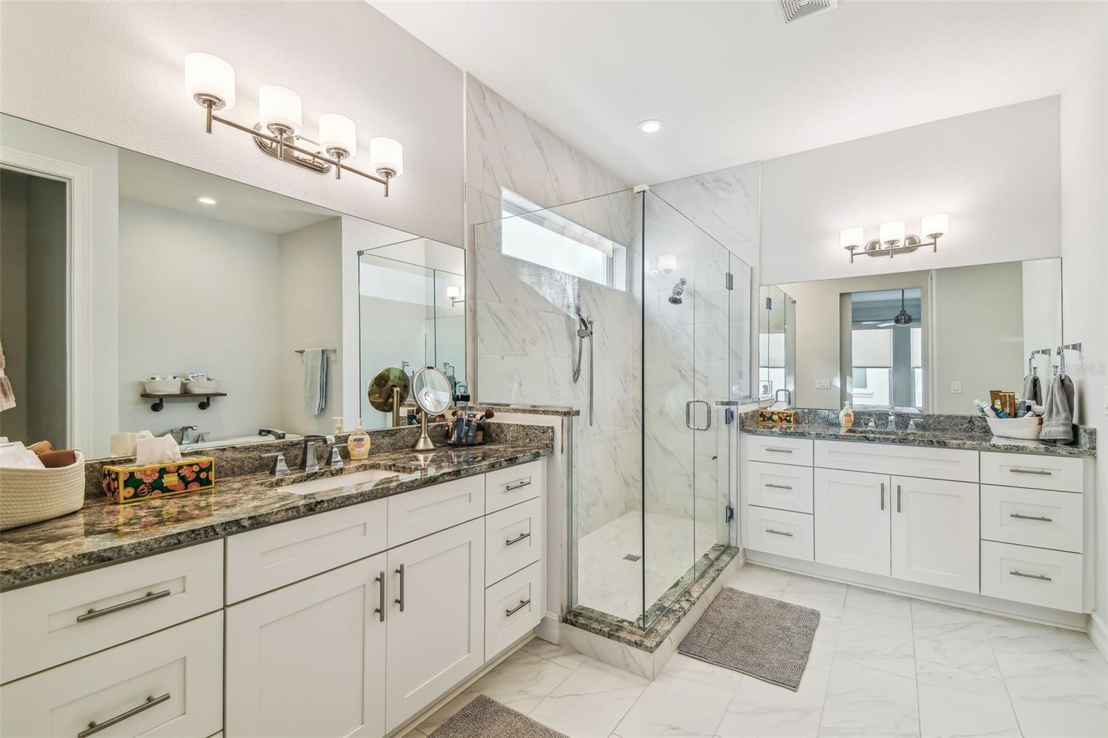 MACDILL TWNHMS - Residential