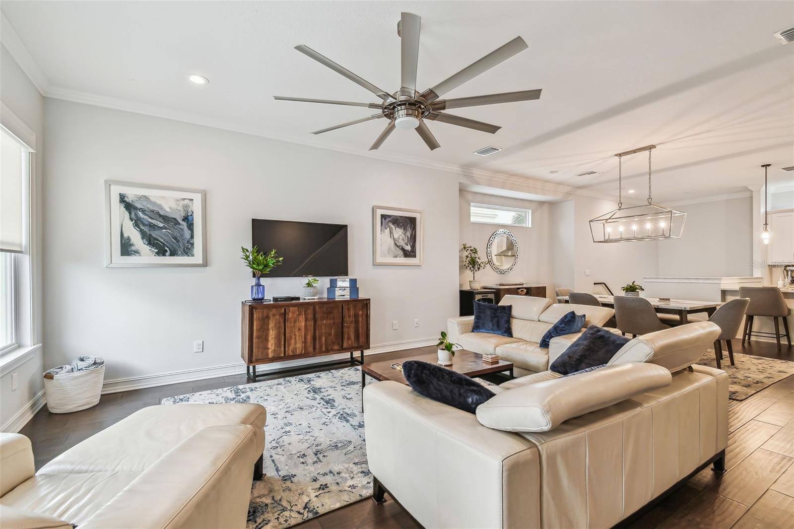 MACDILL TWNHMS - Residential