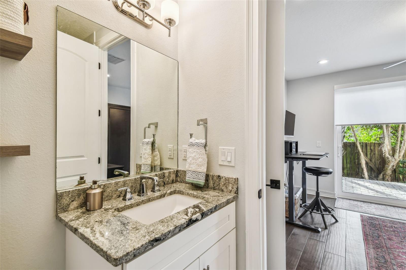 MACDILL TWNHMS - Residential