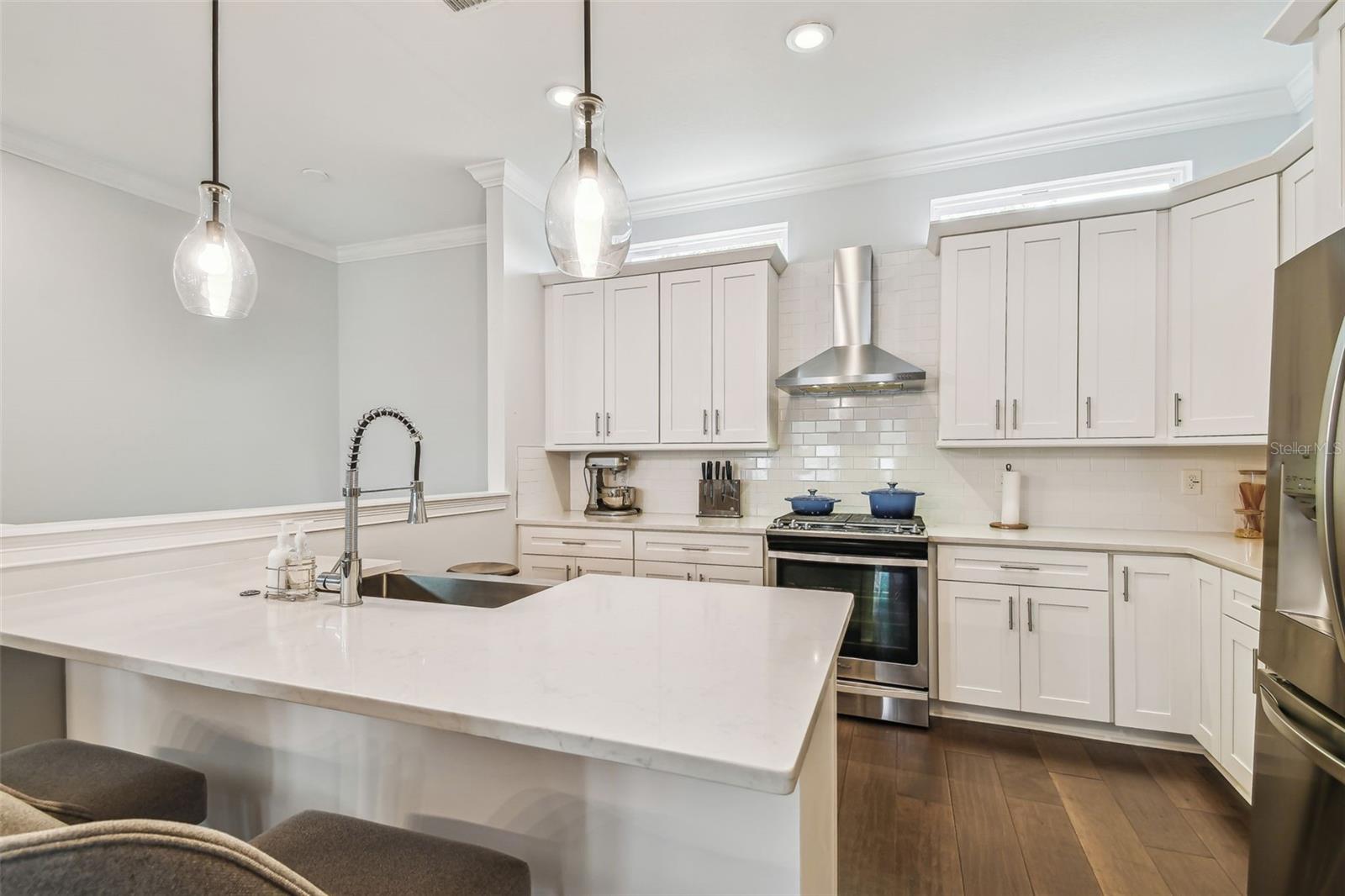 MACDILL TWNHMS - Residential