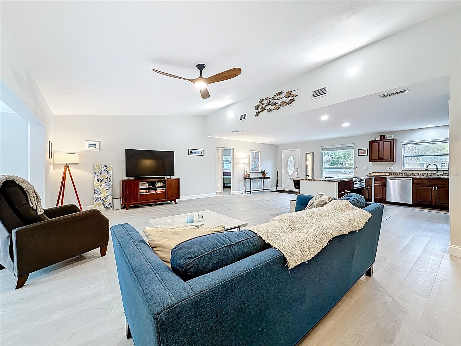 LAKEWOOD ESTATES SEC D - Residential