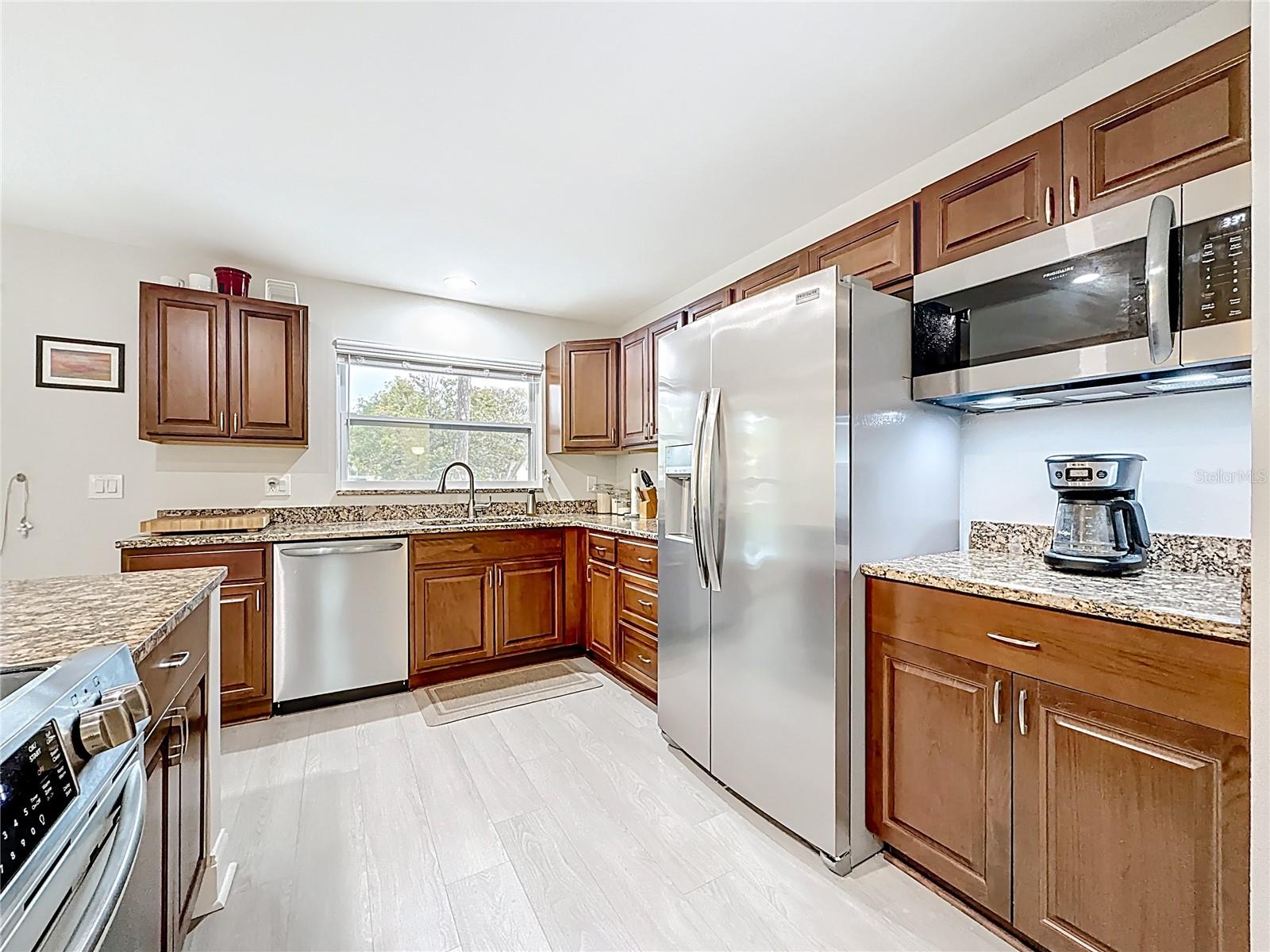 LAKEWOOD ESTATES SEC D - Residential