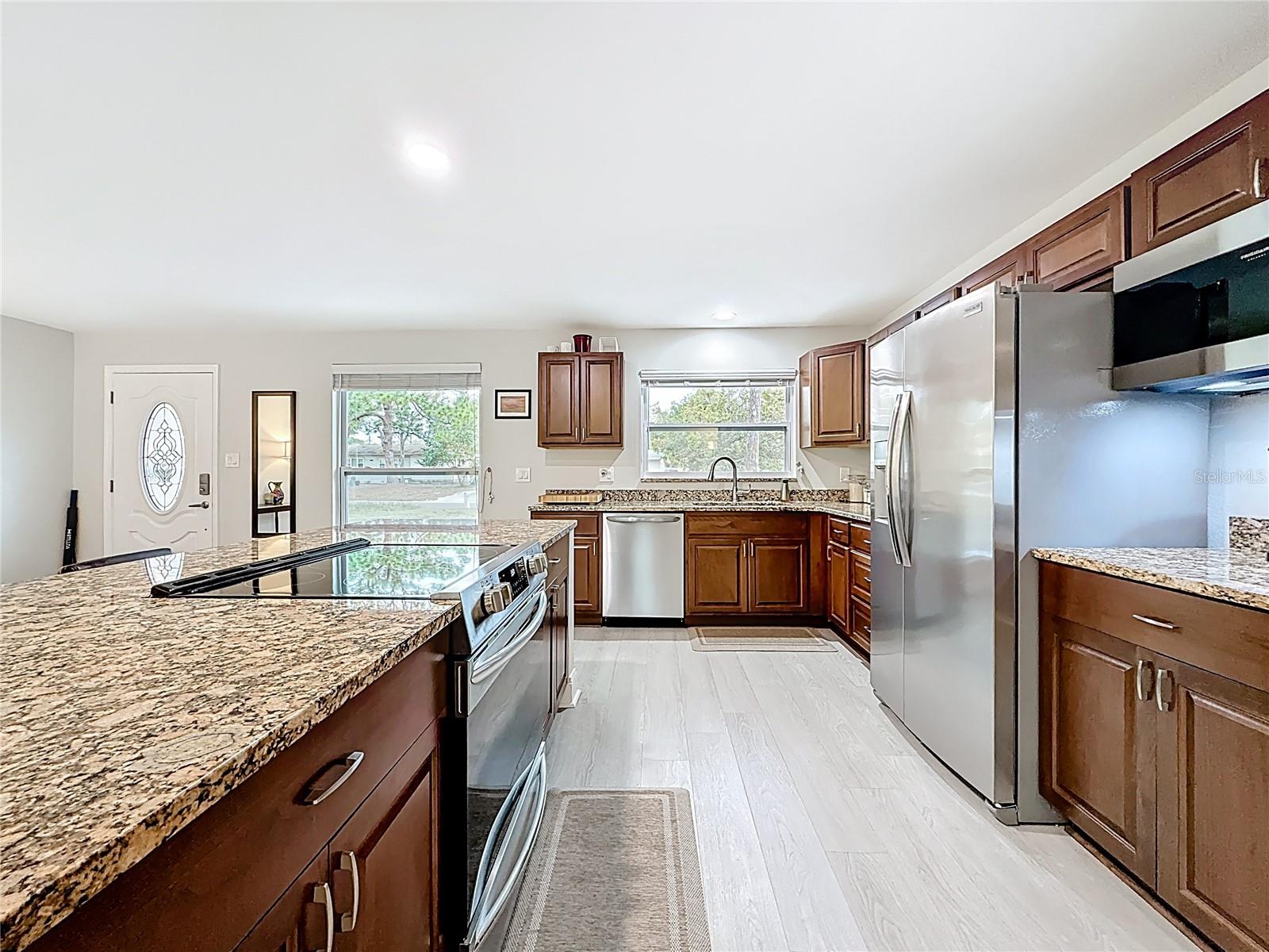 LAKEWOOD ESTATES SEC D - Residential